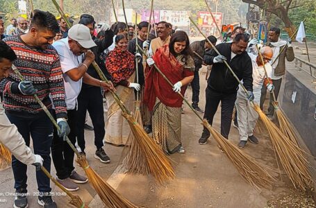 राज्यसभा सासंद सरोज पांडेय ने सुशासन दिवस के मौके पर सत्य एवं निष्ठा की दिलाई शपथ