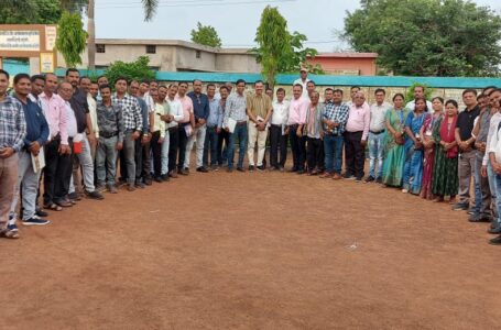 राष्ट्रीय पुरूस्कार से पुरुस्कृत विद्यालय पोटिया में विकासखंड स्तरीय समीक्षा बैठक सह न्यौता भोज सम्पन्न